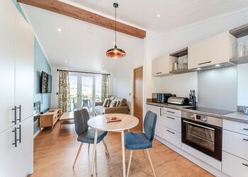 Oban Hot Tub Lodge 1 - Oban Holiday Park, Oban