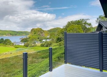 Oban Hot Tub Lodge 2 - Oban Holiday Park, Oban