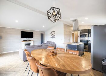 Oban Hot Tub Lodge 3 - Oban Holiday Park, Oban