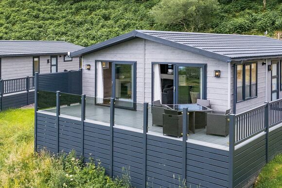 Oban Hot Tub Lodge 2 - Oban Holiday Park, Oban