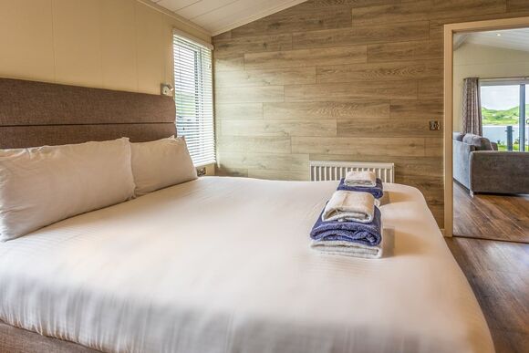 Oban Hot Tub Lodge 2 - Oban Holiday Park, Oban