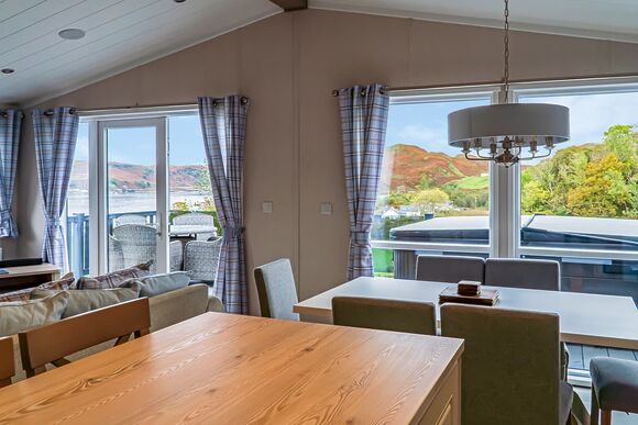 Oban Hot Tub Family Lodge 3 - Oban Holiday Park, Oban