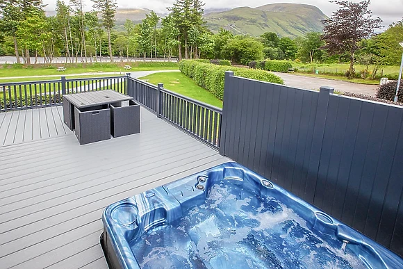 Oban Hot Tub Family Lodge 3 