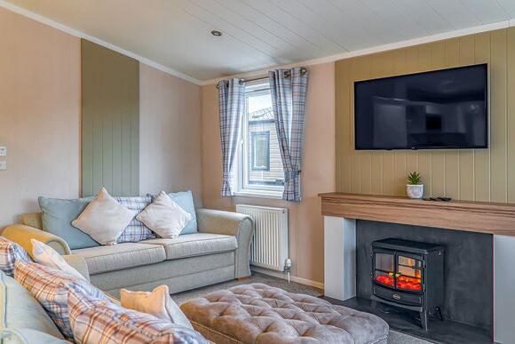 Oban Hot Tub Family Lodge 3 - Oban Holiday Park, Oban