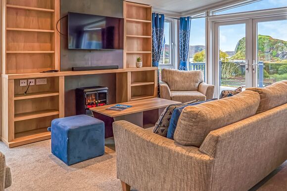 Oban Hot Tub Family Lodge 2 - Oban Holiday Park, Oban