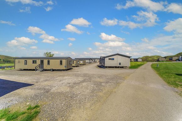 Oban Hot Tub Lodge 4 - Oban Holiday Park, Oban