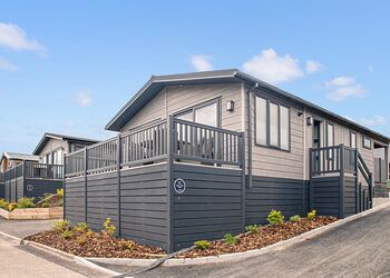 Nevis Hot Tub 2 - Ben Nevis Holiday Park, Camaghael, Fort William