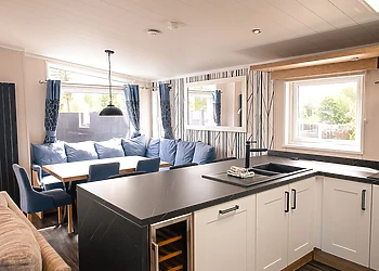 Nevis Hot Tub Family Lodge 2 