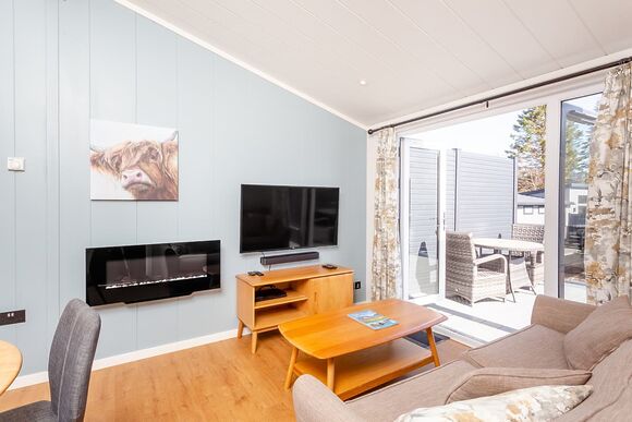 Nevis Hot Tub 1 - Ben Nevis Holiday Park, Camaghael, Fort William