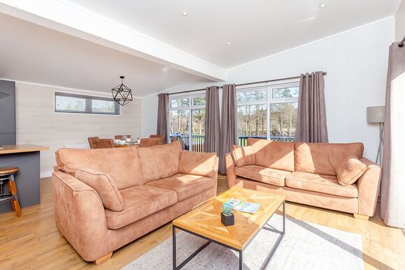 Nevis Hot Tub 4 - Ben Nevis Holiday Park, Camaghael, Fort William