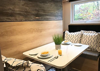 Riverside Family Pod HT