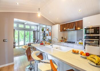 The Watchtower (Pet) - Ogwen Bank Caravan & Lodge Park, Snowdonia