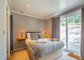 The Watchtower (Pet) - Ogwen Bank Caravan & Lodge Park, Snowdonia