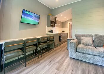 Rivers Edge HT (Pet) - Ogwen Bank Caravan & Lodge Park, Snowdonia