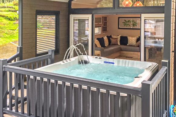 Riverside Family Pod HT - Ogwen Bank Caravan & Lodge Park, Snowdonia