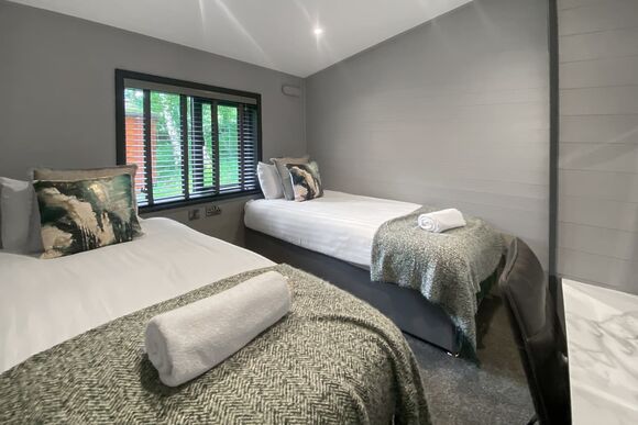 Penrhyn Spa - Ogwen Bank Caravan & Lodge Park, Snowdonia