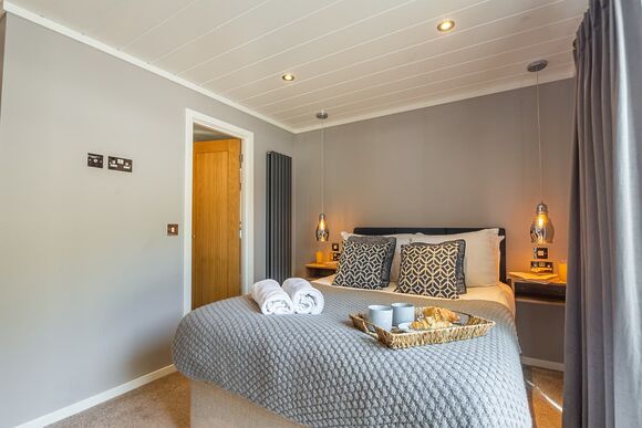 The Watchtower (Pet) - Ogwen Bank Caravan & Lodge Park, Snowdonia