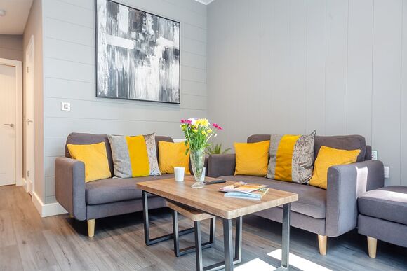 The Lookout (Pet) - Ogwen Bank Caravan & Lodge Park, Snowdonia