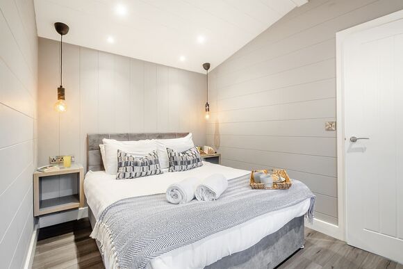 The Lookout (Pet) - Ogwen Bank Caravan & Lodge Park, Snowdonia