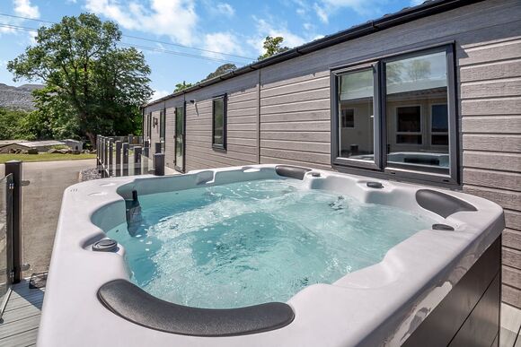 The Faraday - Ogwen Bank Caravan & Lodge Park, Snowdonia