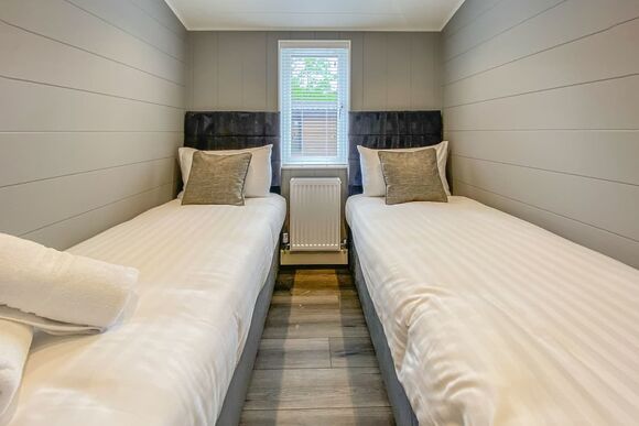 Rivers Edge HT (Pet) - Ogwen Bank Caravan & Lodge Park, Snowdonia