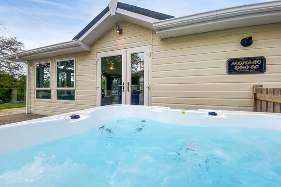 Monaco HT - Ogwen Bank Caravan & Lodge Park, Snowdonia