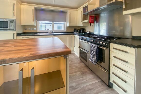 Ffrancon Riverside (Pet) - Ogwen Bank Caravan & Lodge Park, Snowdonia