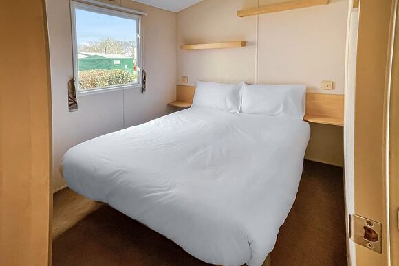 Regent - Orchards Holiday Park, Newbridge, Nr Yarmouth