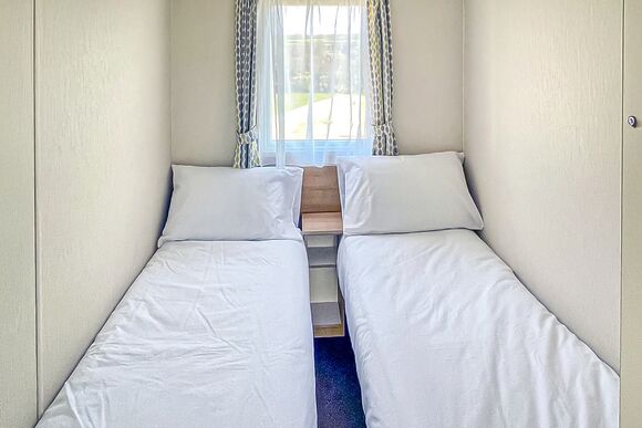 Pippin - Orchards Holiday Park, Newbridge, Nr Yarmouth