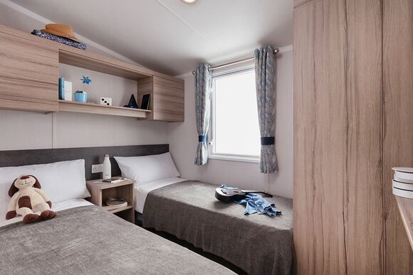 Opal - Orchards Holiday Park, Newbridge, Nr Yarmouth