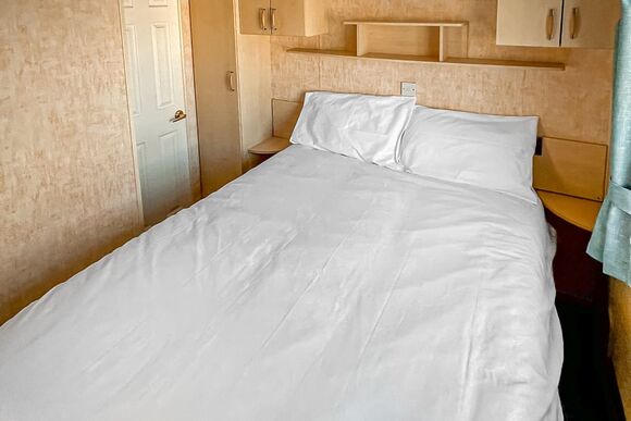 Gala - Orchards Holiday Park, Newbridge, Nr Yarmouth