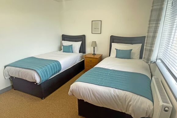 Orchards House - Orchards Holiday Park, Newbridge, Nr Yarmouth