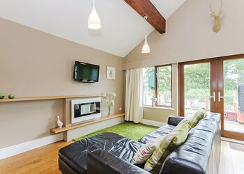 Cherry Tree Lodge - Oakwood Lodges, South Duffield, Nr York
