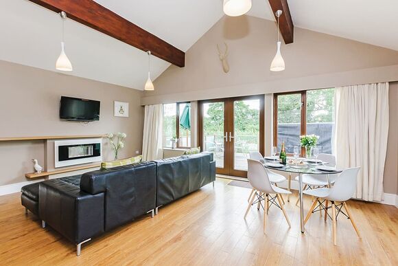 Cherry Tree Lodge - Oakwood Lodges, South Duffield, Nr York