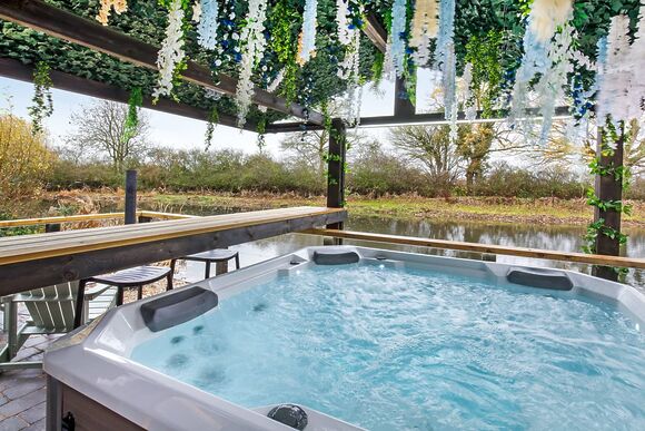 Sycamore Lodge - Oakwood Lodges, South Duffield, Nr York