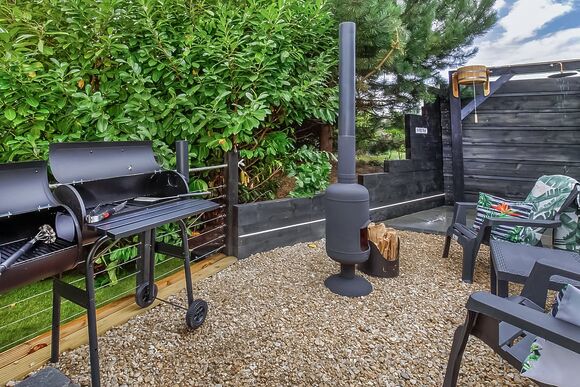 Olive Tree Lodge - Oakwood Lodges, South Duffield, Nr York