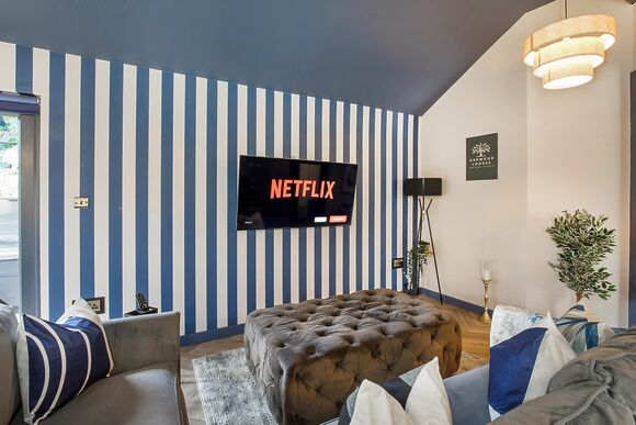 Olive Tree Lodge - Oakwood Lodges, South Duffield, Nr York