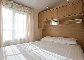 Gold Six Plus Caravan 