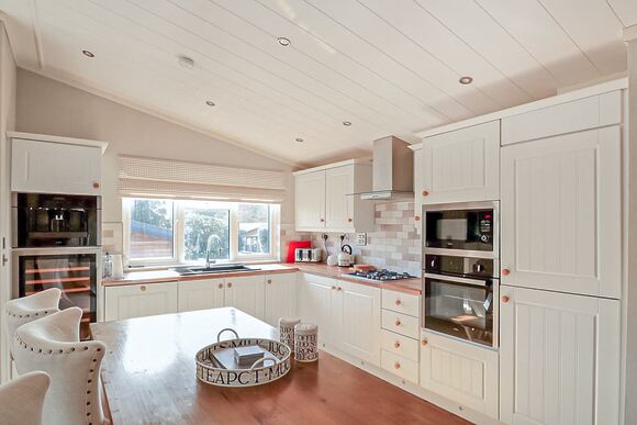 The Oaks 10 - Osmington Mills Lodge Park, Weymouth