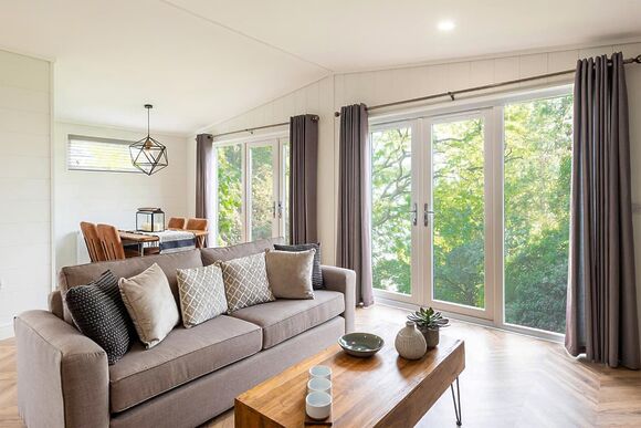 Kingfisher 24 Hot Tub - Osmington Mills Lodge Park, Weymouth