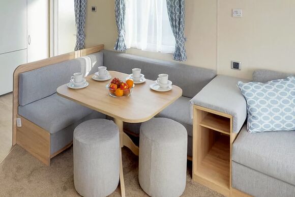Gold  3 Pet Friendly Caravan with DeckingLP - St Osyth and Martello Beach, St Osyth, Clacton-on-Sea