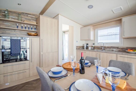 Platinum 3 Caravan - St Osyth and Martello Beach, St Osyth, Clacton-on-Sea