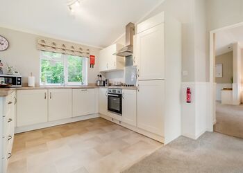 Mead One - Otters Mead Boutique Lodges, Beetley, Dereham