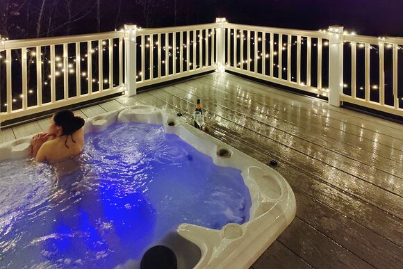 Mead Three - Otters Mead Boutique Lodges, Beetley, Dereham