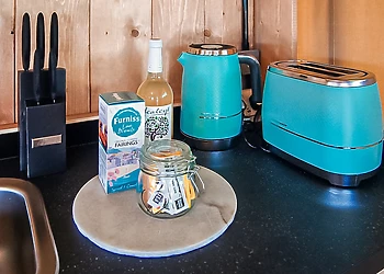 The Woody Safari Tent Pet - Parbola Holiday Park, Hayle