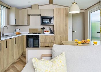 Luxury 2 Bed HT - Cornish Meadows Holiday Park, Hayle