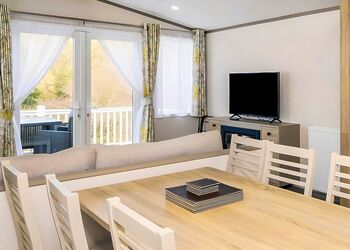 Luxury 2 bed HT (Pet) - Cornish Meadows Holiday Park, Hayle