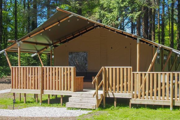 Safari Tent Pet - Cornish Meadows Holiday Park, Hayle