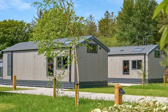 Glamping Pods with hot tubs - Cornish Meadows Holiday Park, Hayle