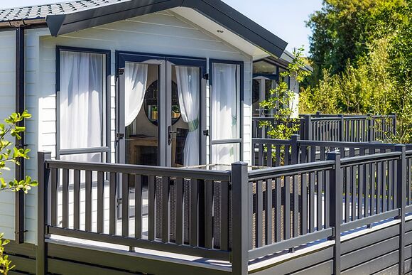 Luxury 2 bed HT (Pet) - Cornish Meadows Holiday Park, Hayle